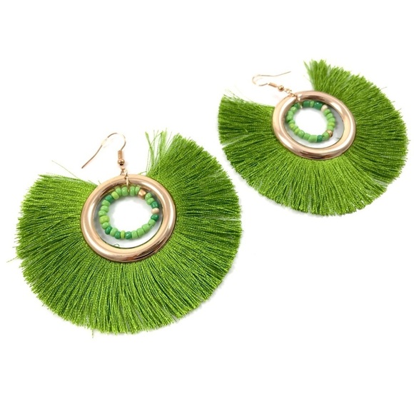 Large gold hoop green tassel circle earrings - Picture 8 of 8